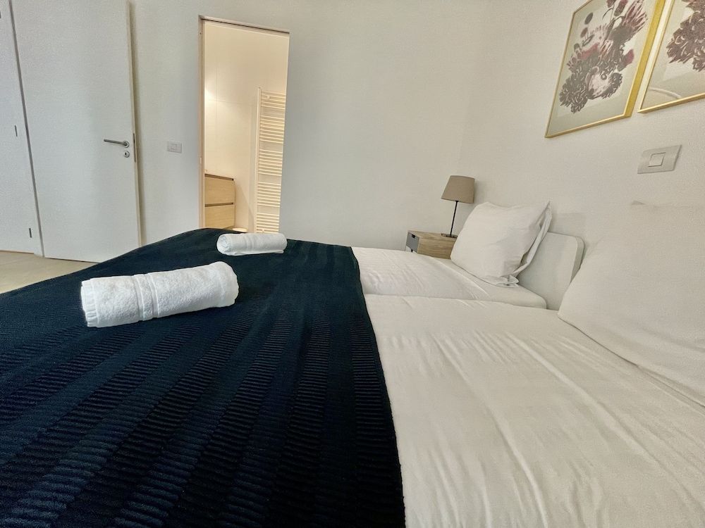 One Lux Stay near Diamond District Apartment, 1 Bedroom 8