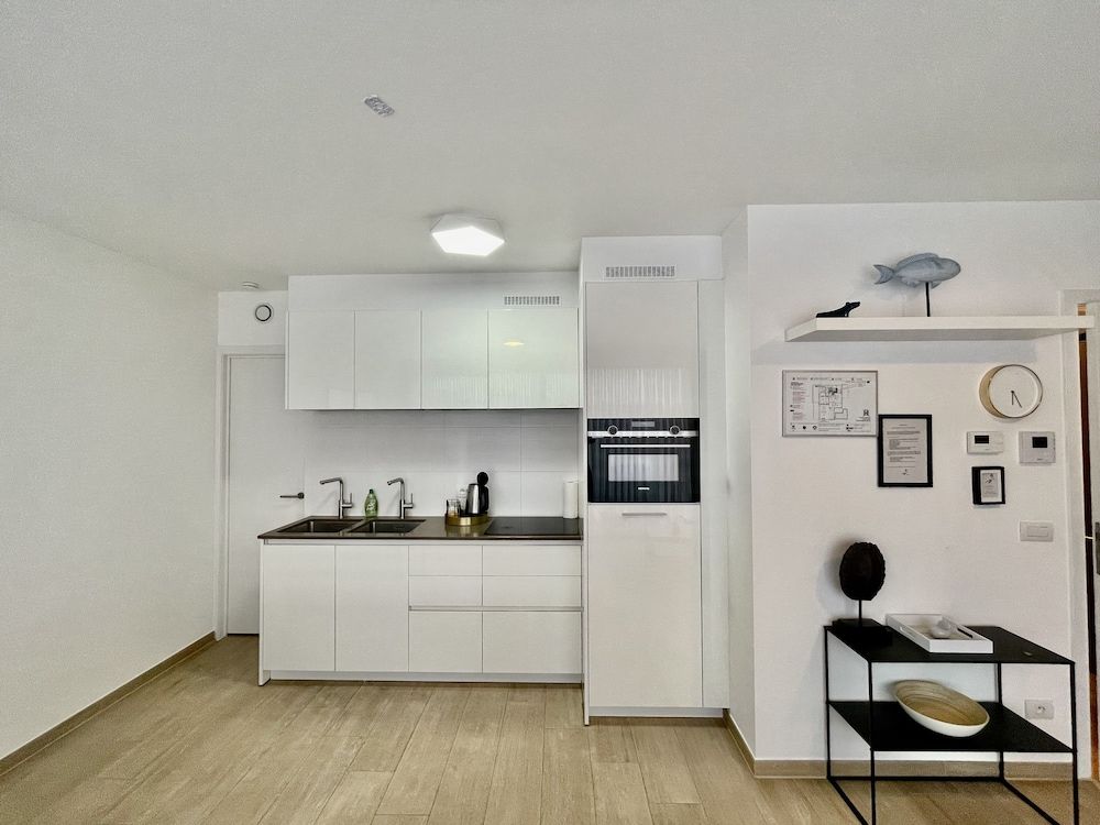 One Lux Stay near Diamond District Apartment, 1 Bedroom 19