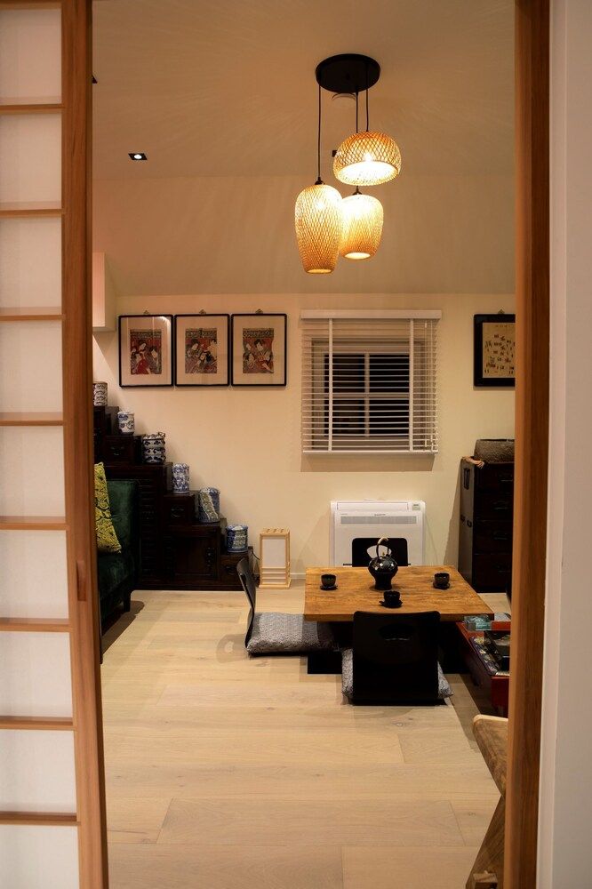 Wabi Sabi B&B - a Japanese Sleep Oasis in Belgium Villa 9