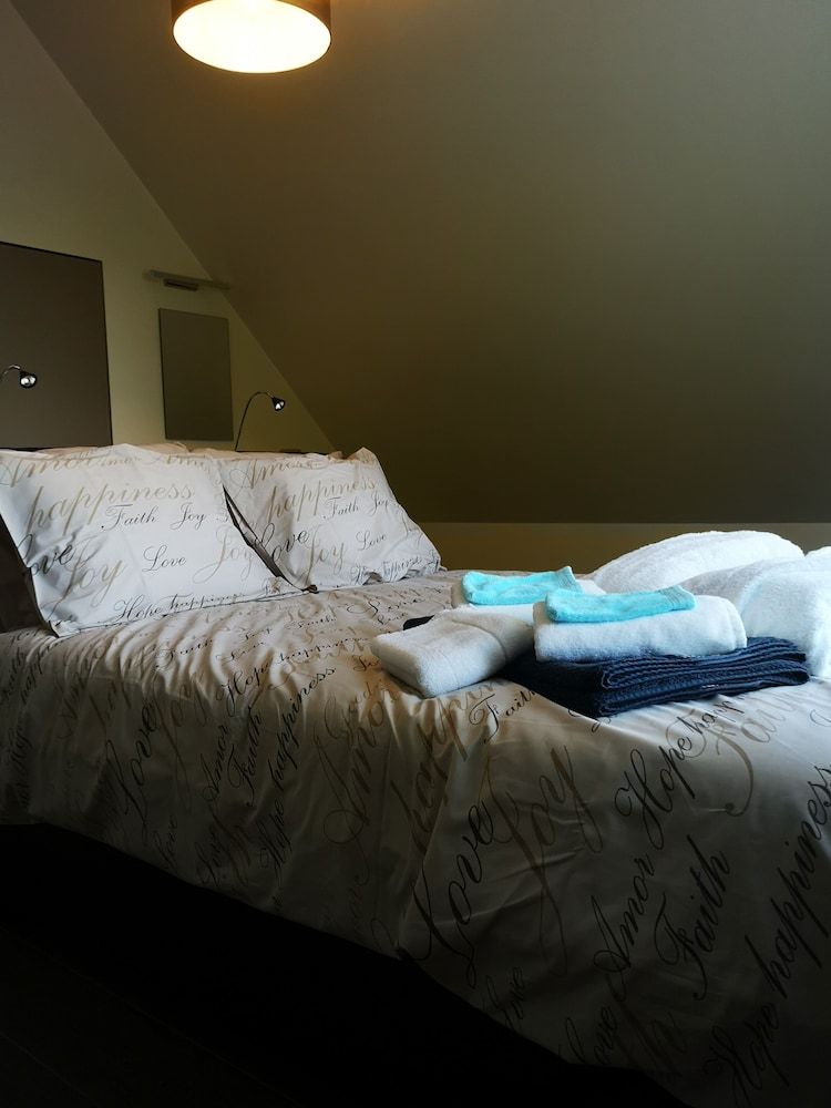 B&B Meulecauter Deluxe Double Room, 1 Queen Bed, Non Smoking, Hill View 2