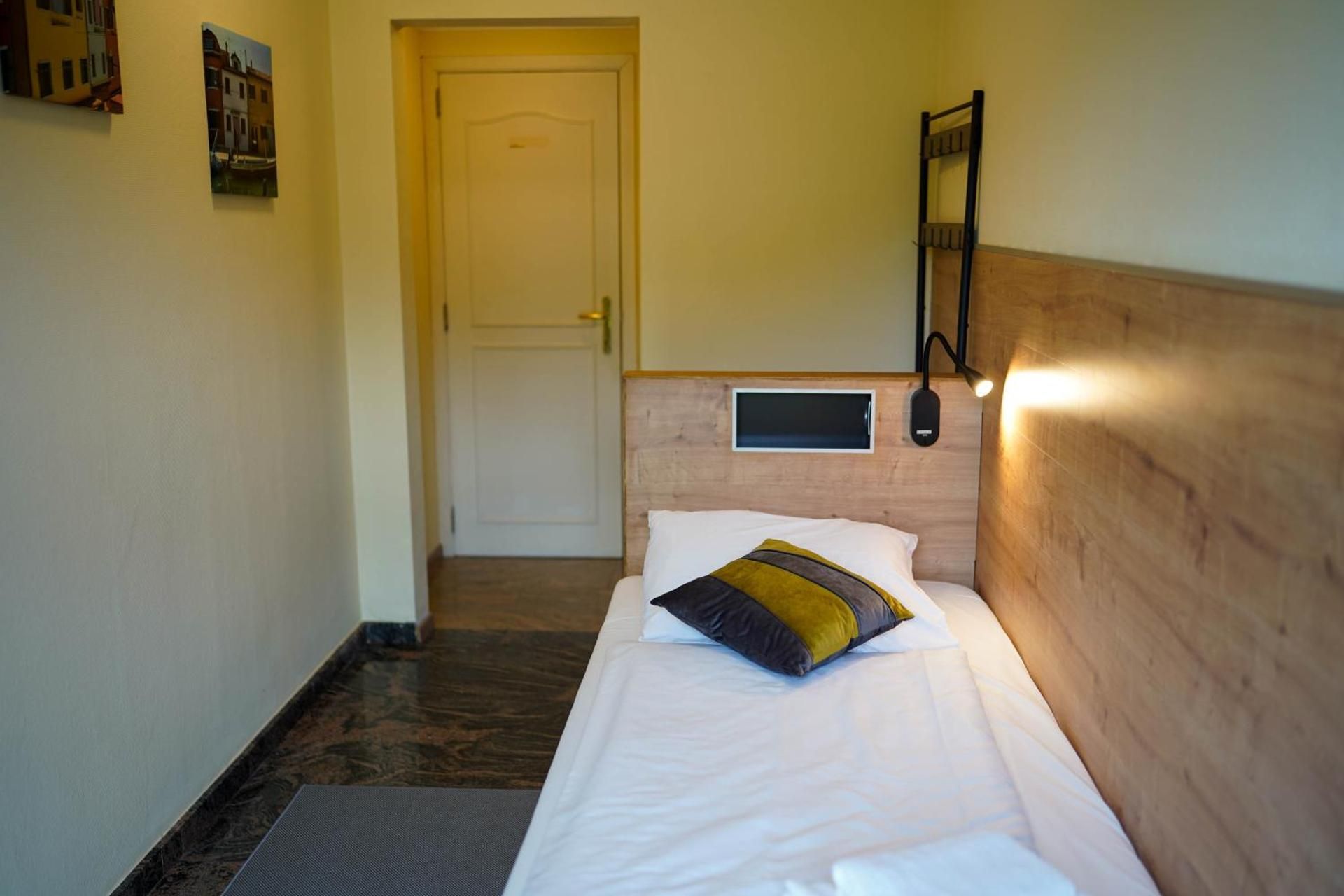 Budget Single Room