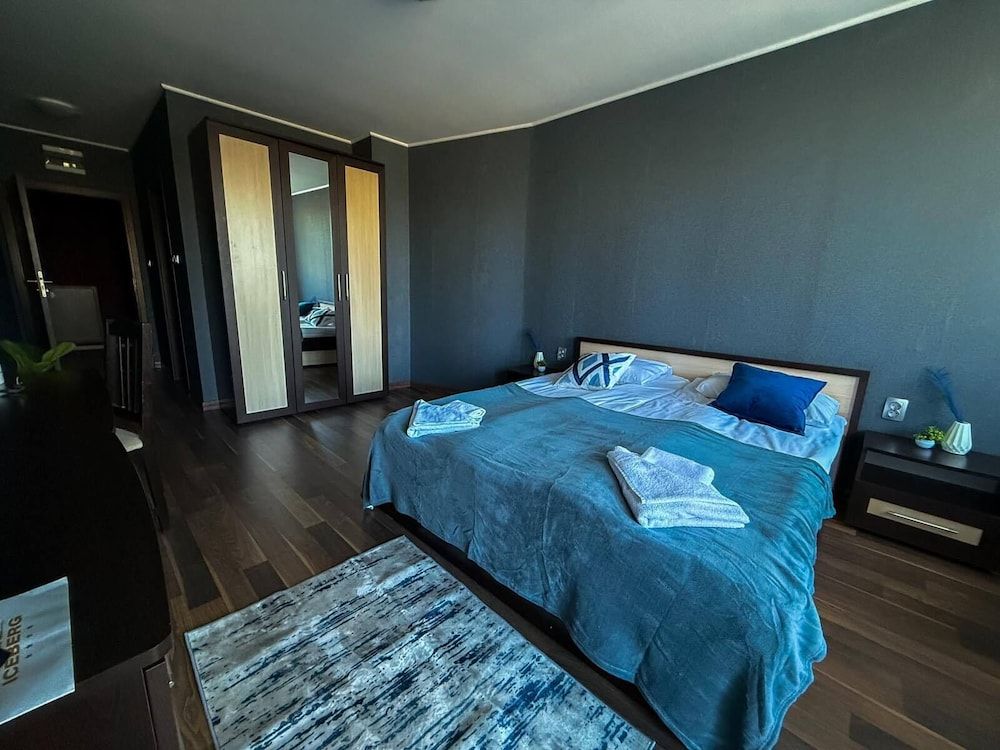 Hotel Iceberg Deluxe Double Room 2