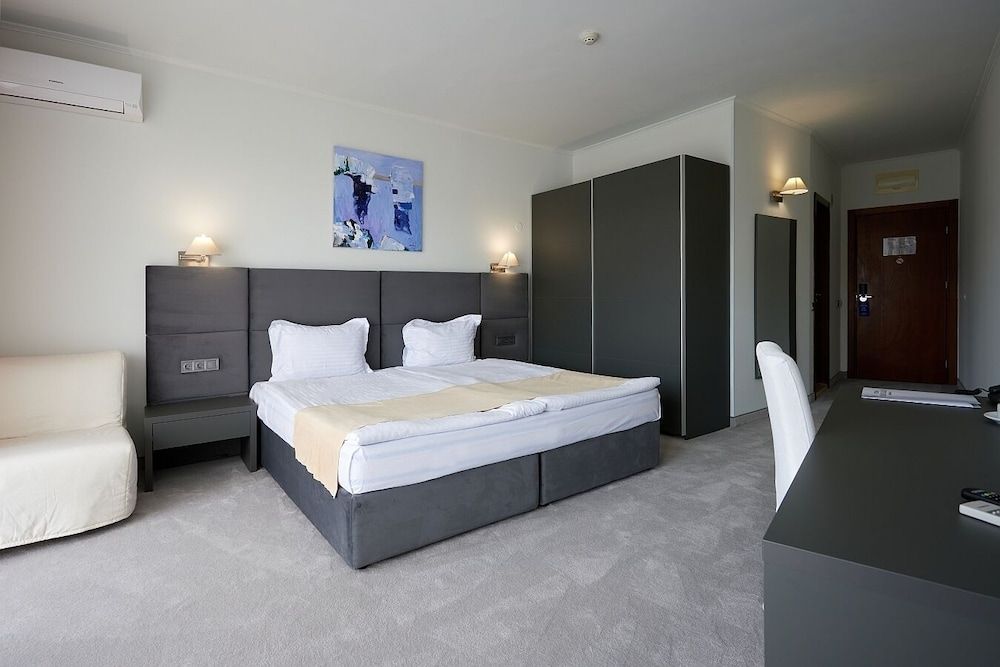 Double or Twin Room, Park View