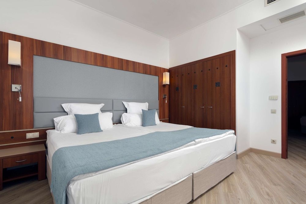 Family Room, Park View (4 Adults)