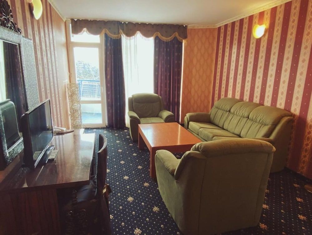 Suite, 1 Bedroom, Balcony