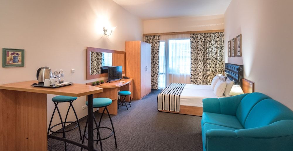 Deluxe Studio, Balcony (3 people)