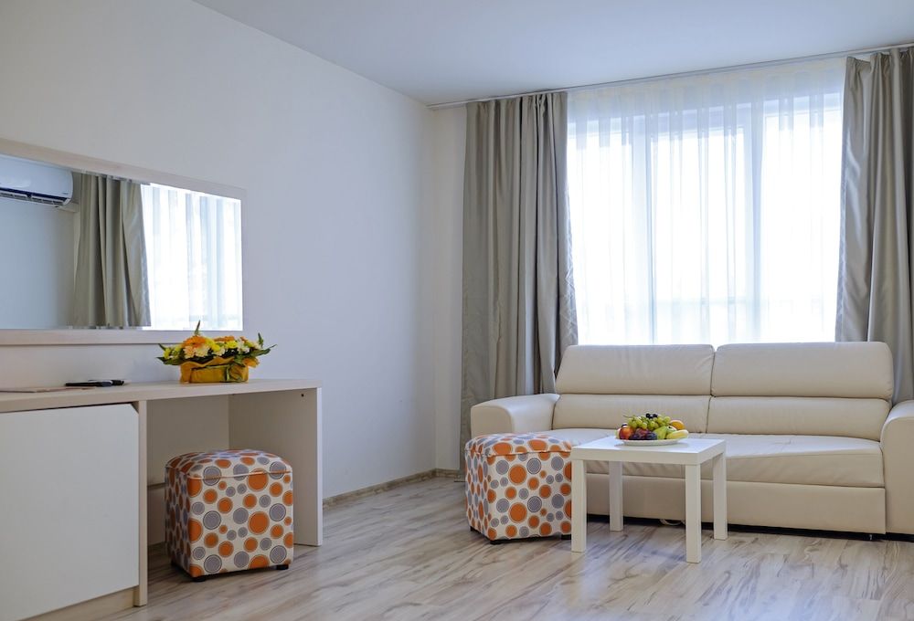 Family Studio Suite
