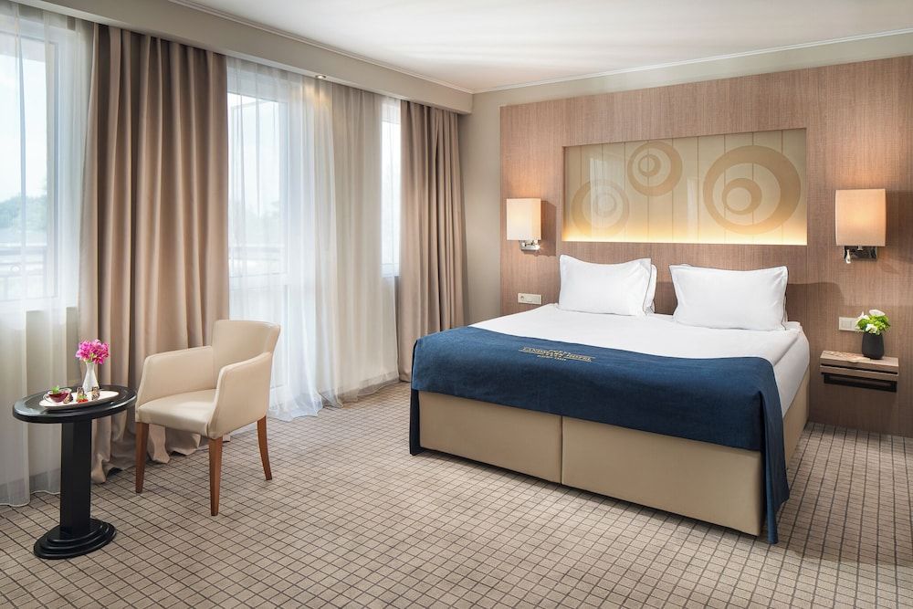 Landmark Creek Hotel & Wellness Standard Double or Twin Room, Balcony, Pool/Mountain View