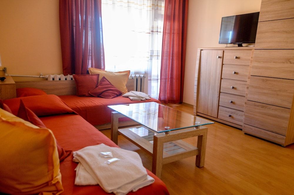 Family room 202 (for 4 people)