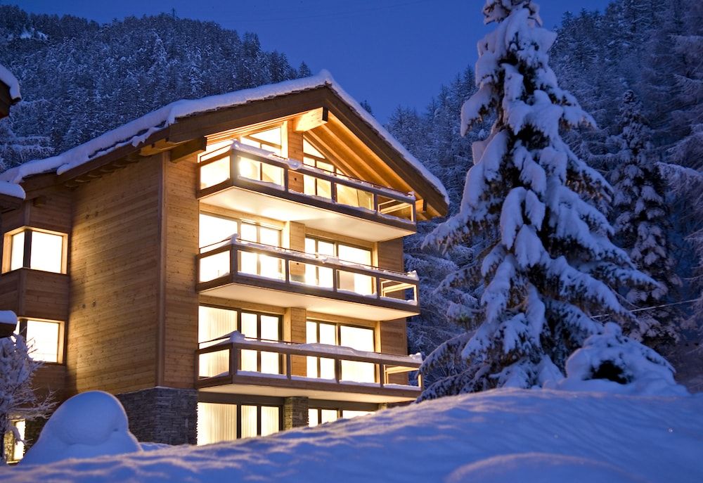 undefined Chalet Altesse Serviced Apartments 9