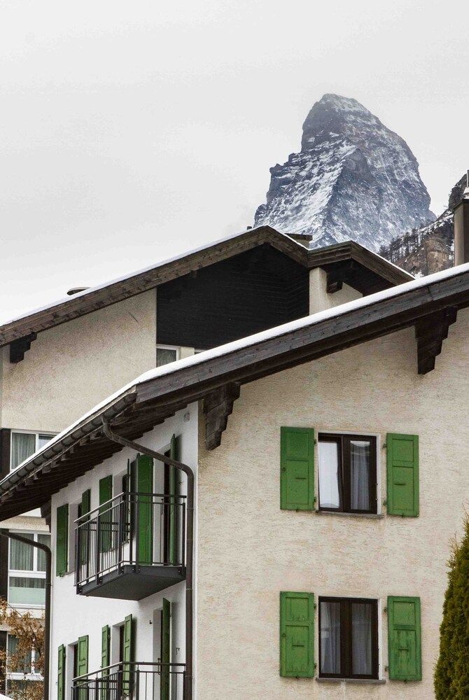 undefined Chalet Antoine serviced apartments by Mirabeau