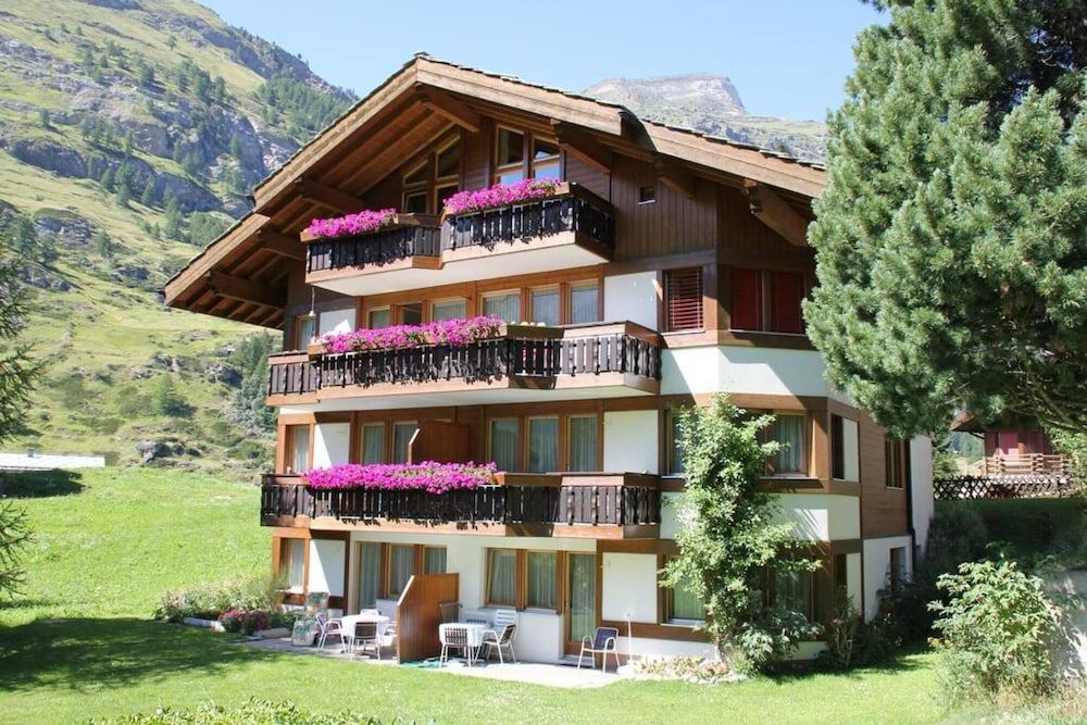 undefined Haus Pan Apartment Tosse 2