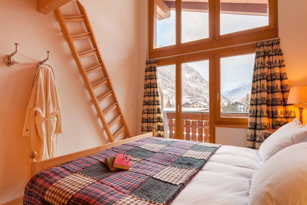 undefined Vrony Apartments by Hotel Walliserhof Zermatt 5
