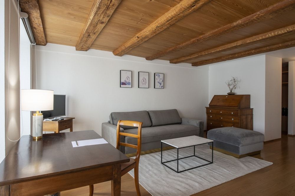 Le Sauvage Deluxe Double Room 13