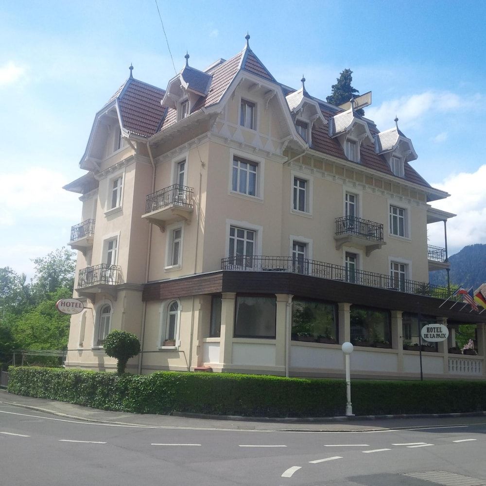 undefined Hotel de la Paix 4