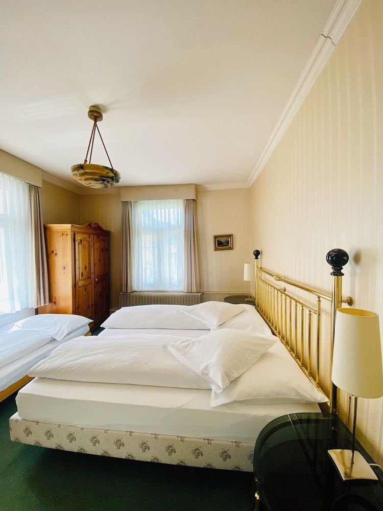 undefined Hotel de la Paix