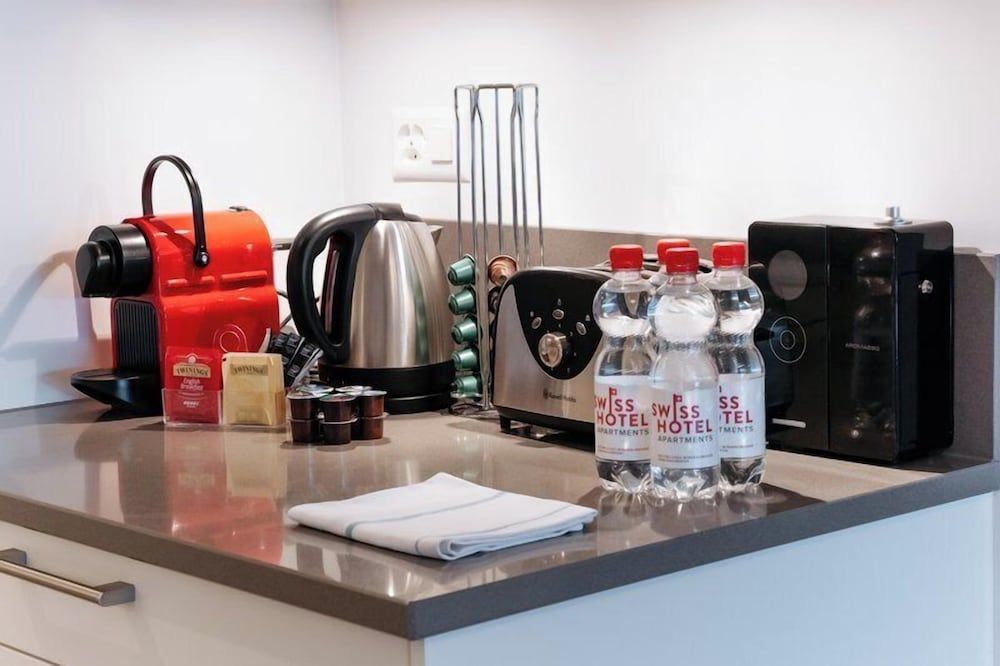 Montreux Lake View Apartments and Spa Luxury Apartment, 1 Bedroom, Lake View 4