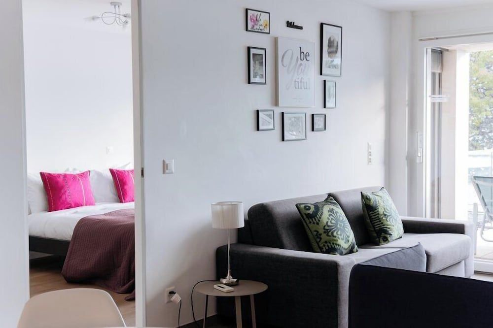 Montreux Lake View Apartments and Spa Luxury Apartment, 1 Bedroom, Lake View 5