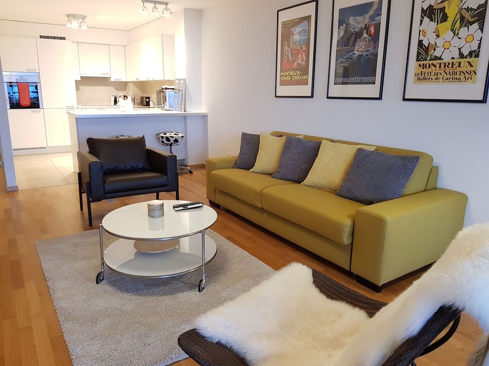 undefined Montreux Lake View Apartments City Centre 2