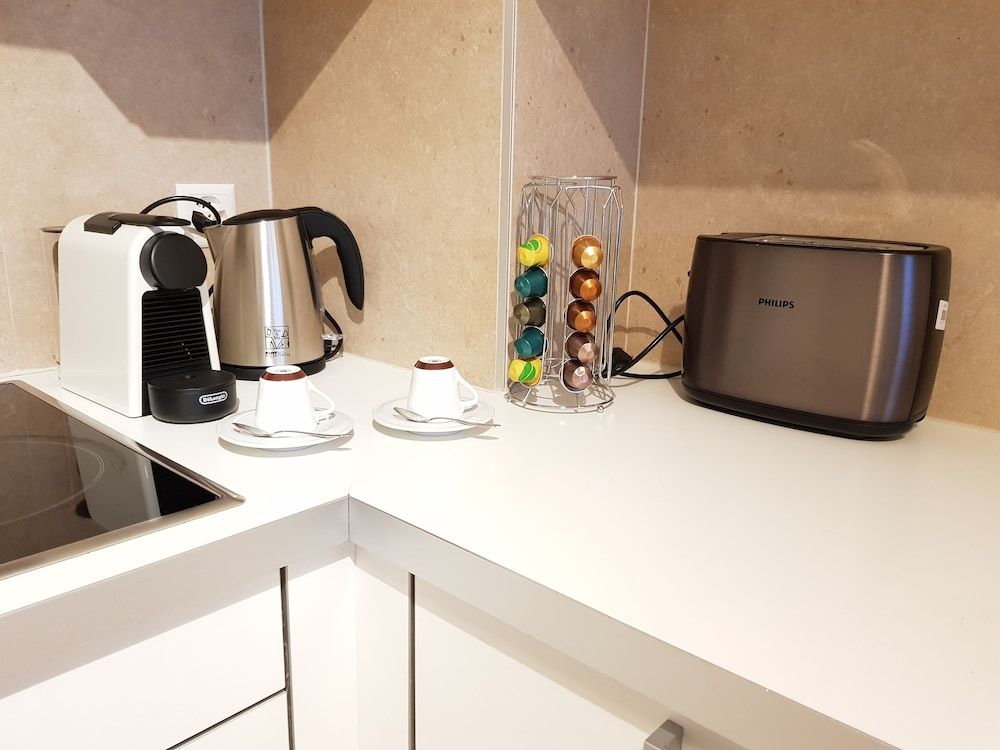 Montreux Lake View Apartments City Centre Apartment, 2 Bedrooms, Terrace, Lake View (Apartment 7.3) 9