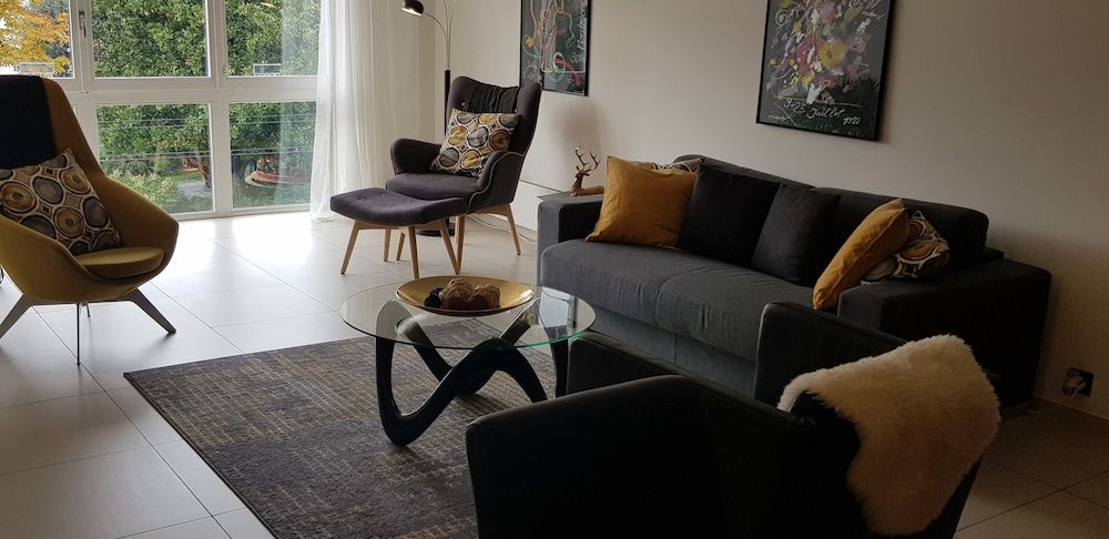 citycentre lake view apartment City Apartment 11