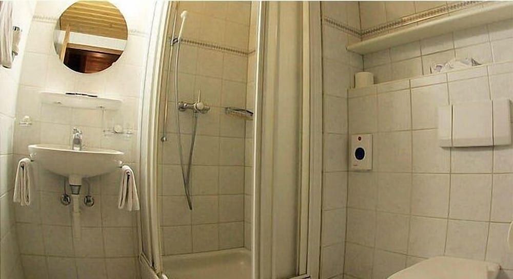 Steinbock Hotel Grindelwald Double Room 6