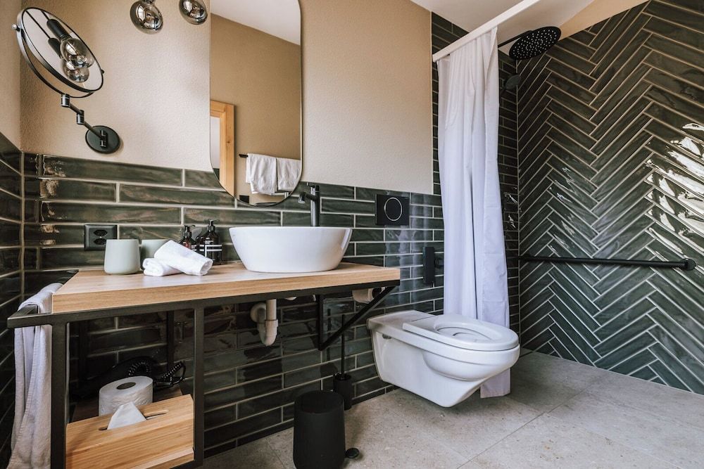 Hotel Fiescherblick Comfort Double Room 6