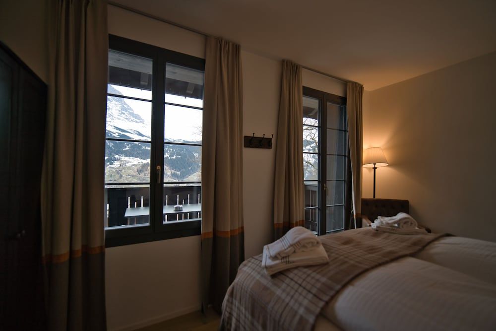 undefined Eiger View Alpine Lodge 4