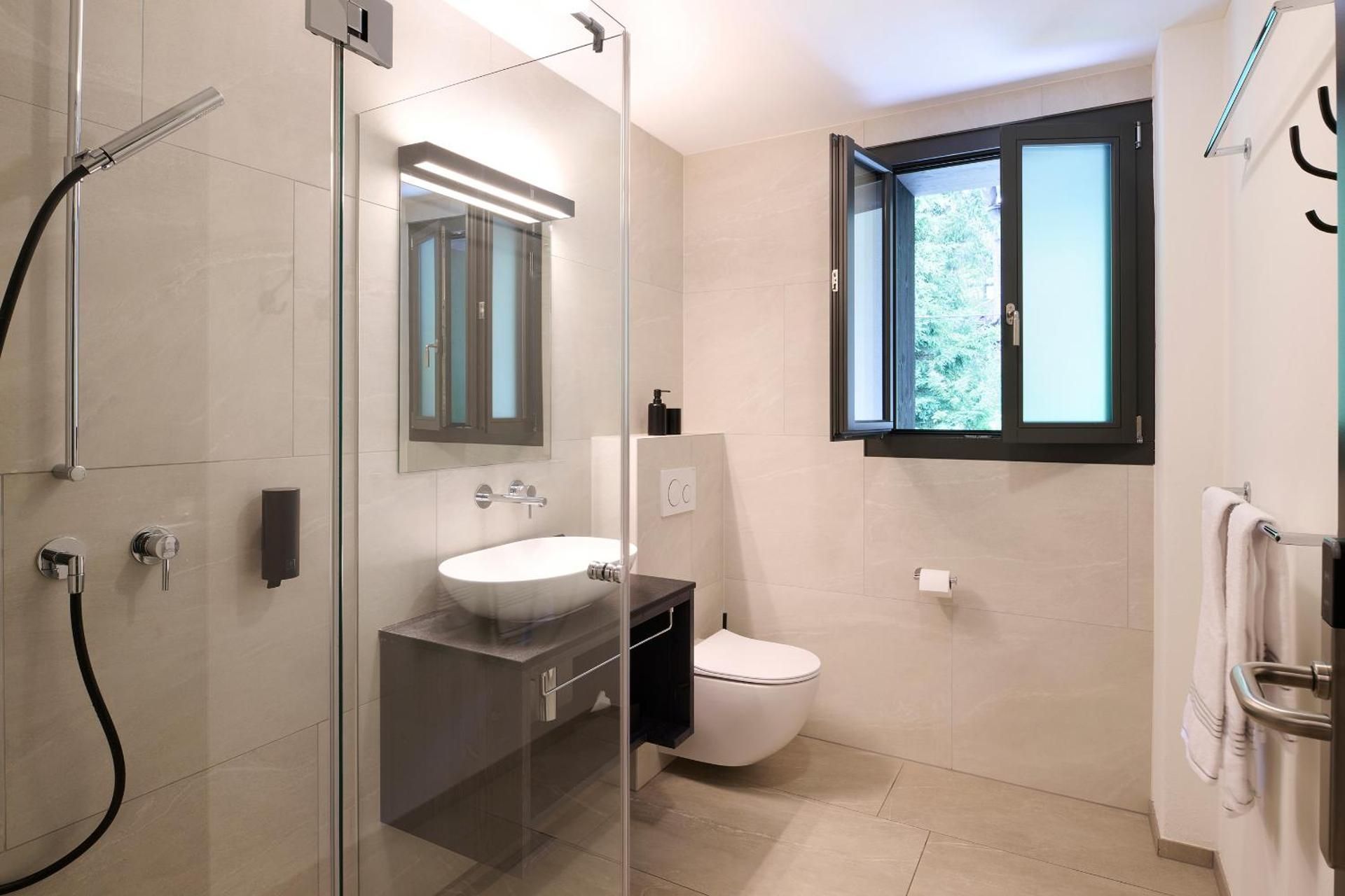 undefined EVAL Grindelwald AG 7