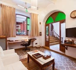 The House of MG Modern Heritage Classic Room 8