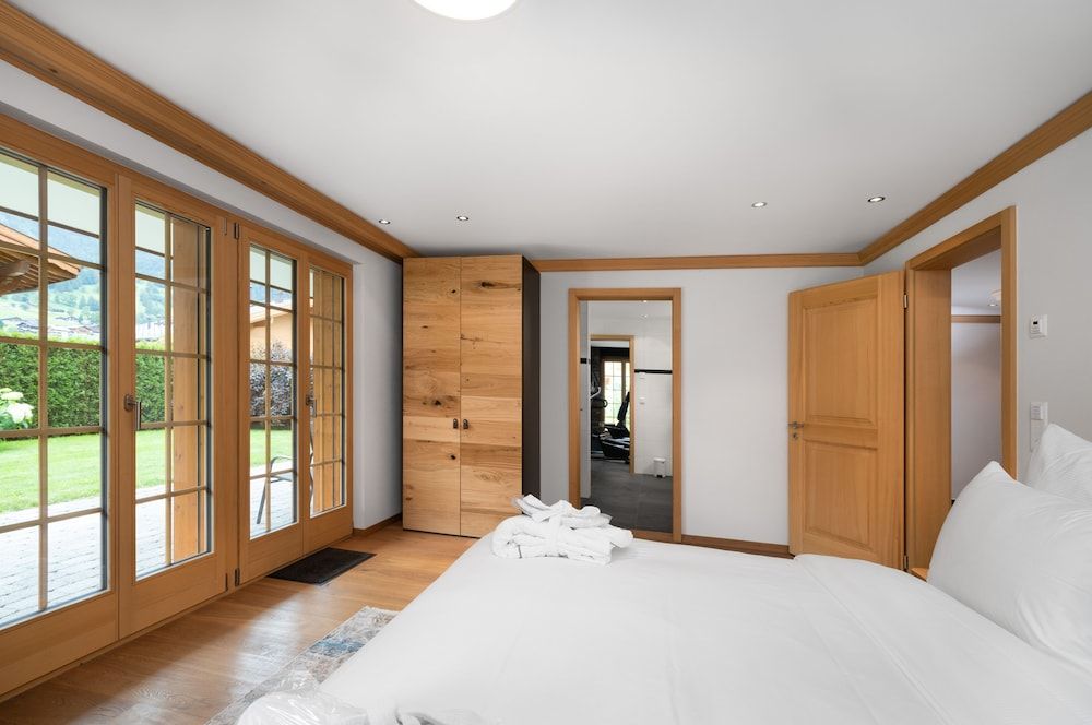 Chalet Alia and Apartments-Grindelwald by Swiss Hotel Apartments Luxury Chalet Alia, 5 Bedrooms, Sauna 3