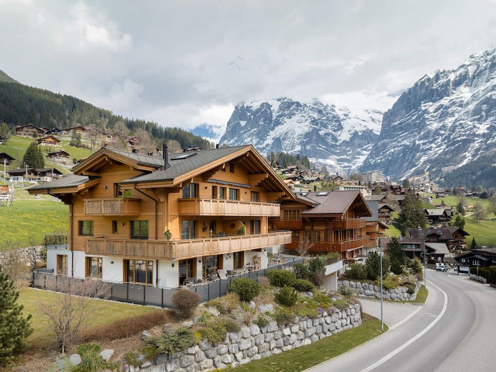 undefined Chalet Alia and Apartments-Grindelwald by Swiss Hotel Apartments 2