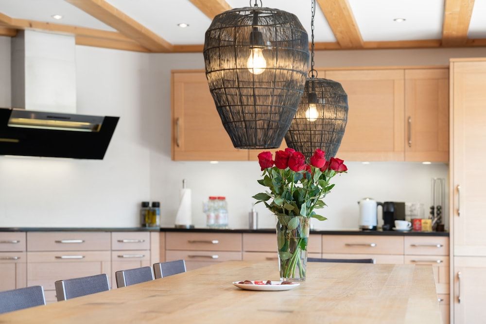 Chalet Alia and Apartments-Grindelwald by Swiss Hotel Apartments Columba Four Bedroom Apartment 9