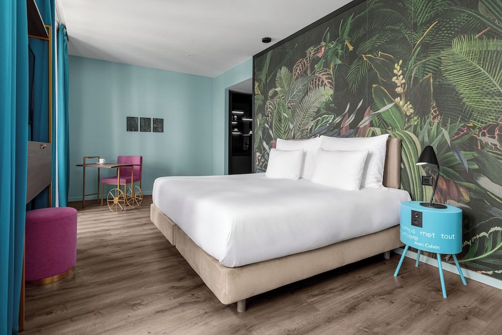 undefined Marmont Hotel 3