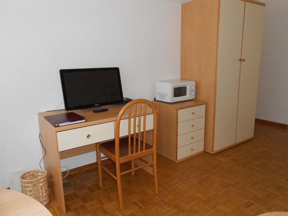 One bedroom - 204 - 011000