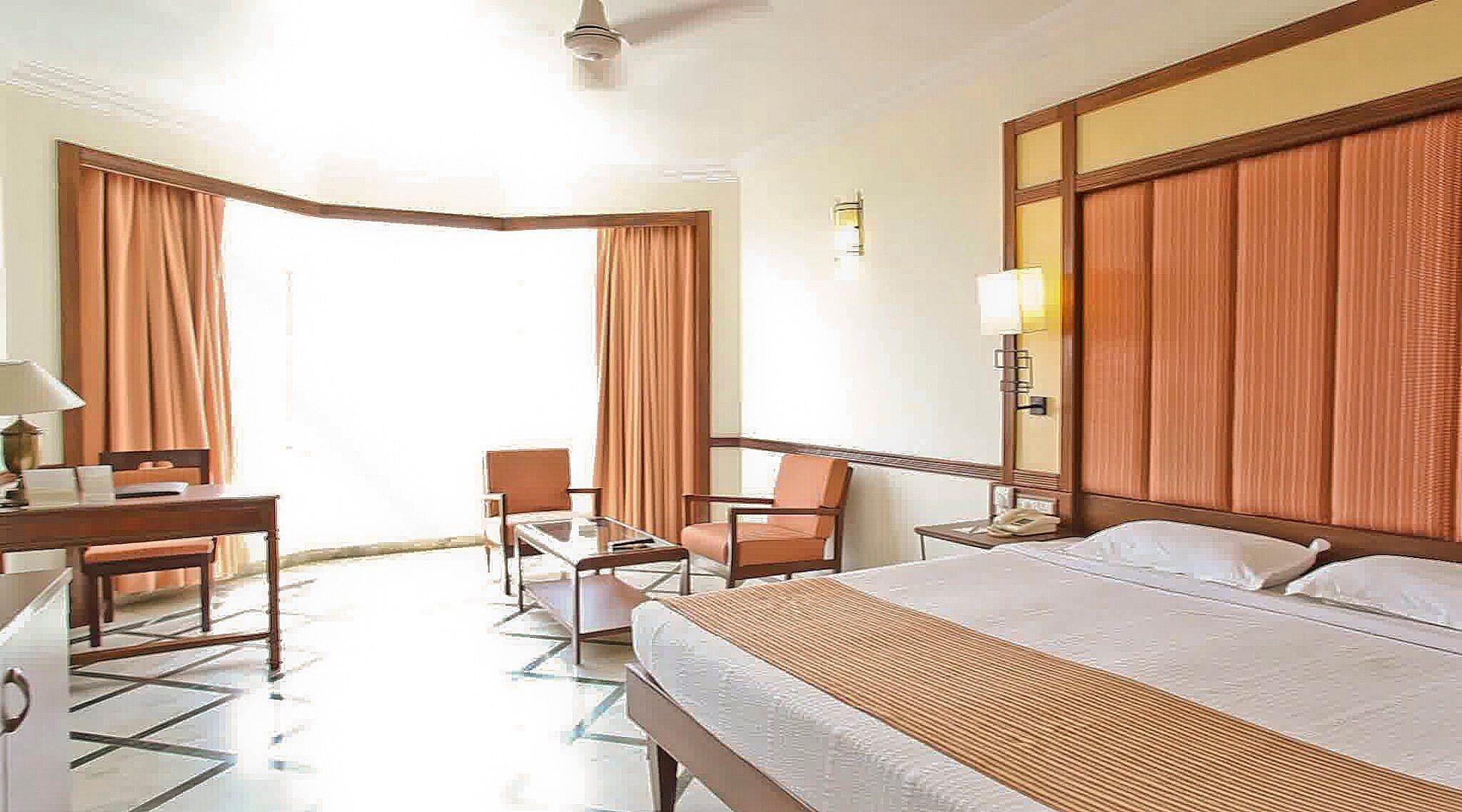 Presidential Suite with City or River View