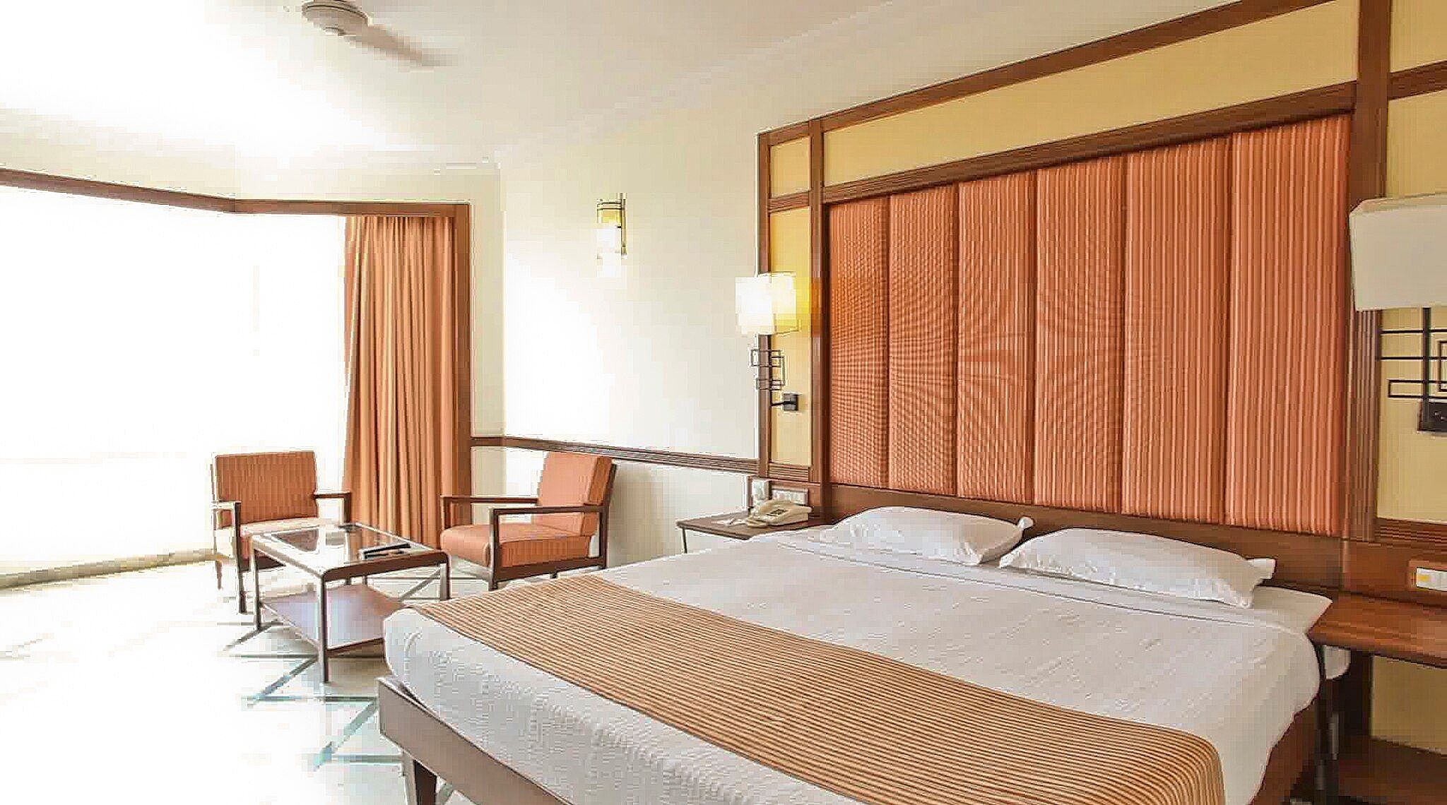 Presidential Suite with City or River View