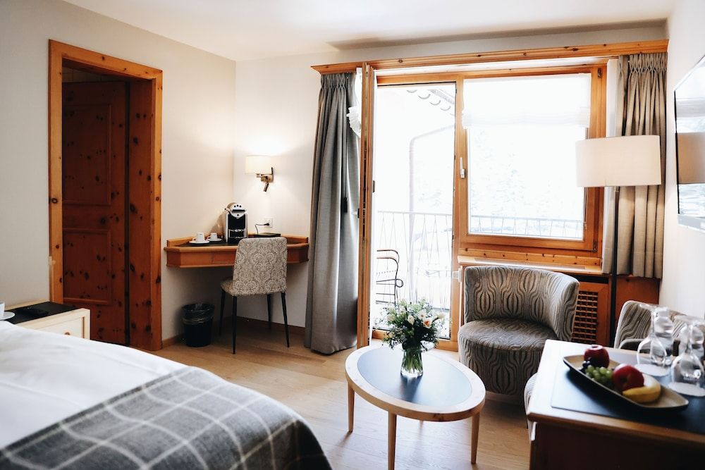 Hotel Steinbock Classic Double Room 10