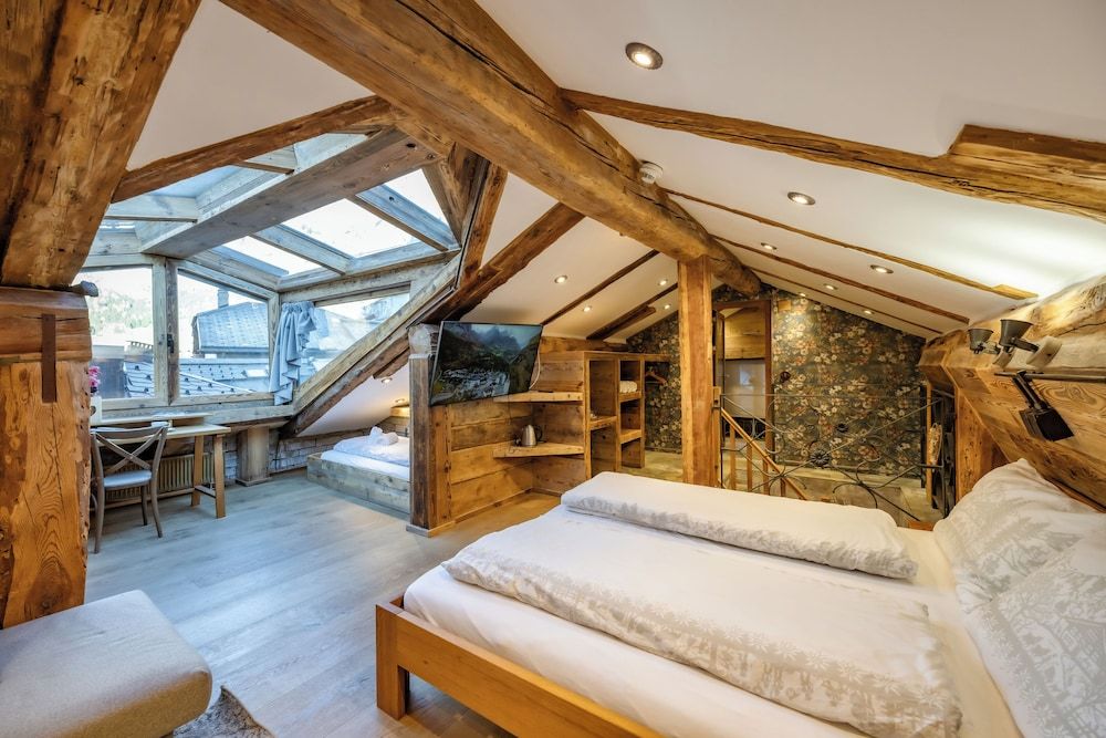 Luxury Room