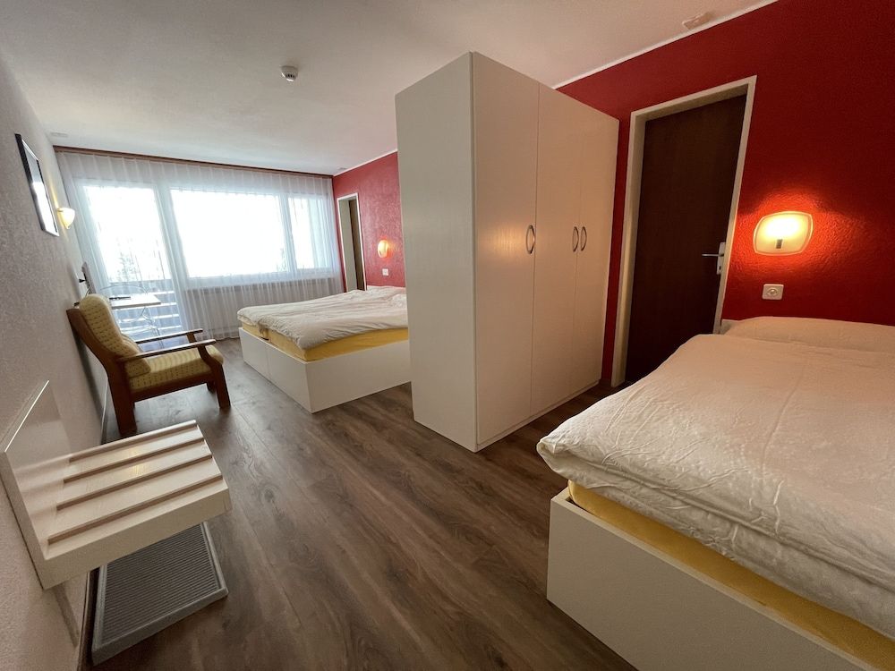 Hotel Mountime Classic Triple Room 3