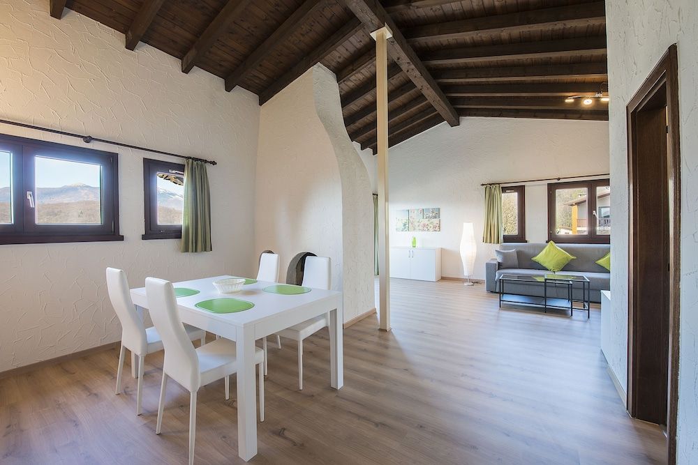 undefined Centro Cadro Panoramica 8