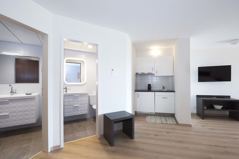 Centro Cadro Panoramica Family Suite, 1 Queen Bed with Sofa bed, Lake View 4