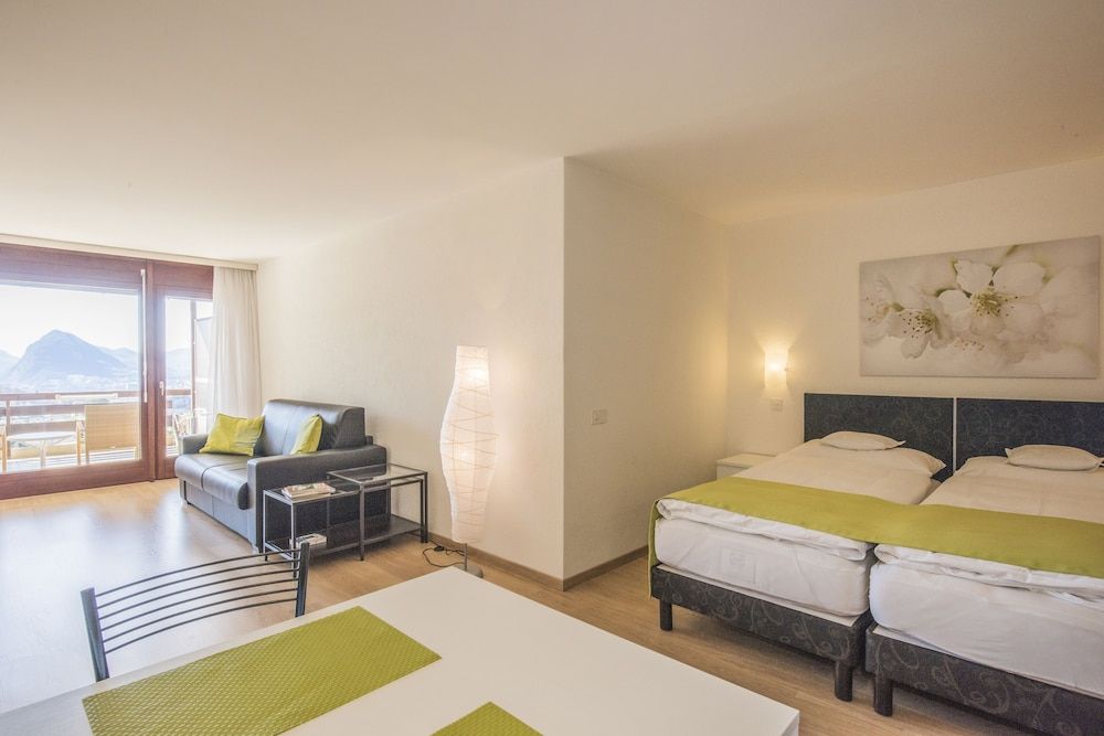 Centro Cadro Panoramica Family Suite, 1 Queen Bed with Sofa bed, Lake View 2