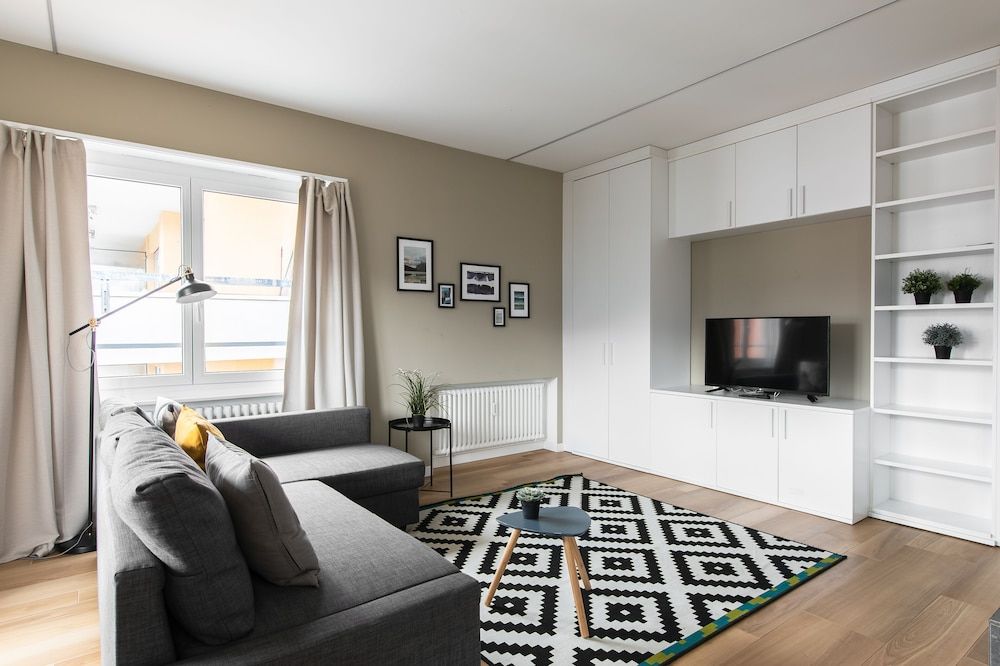 Minerva Apartments MINERVA 405 11