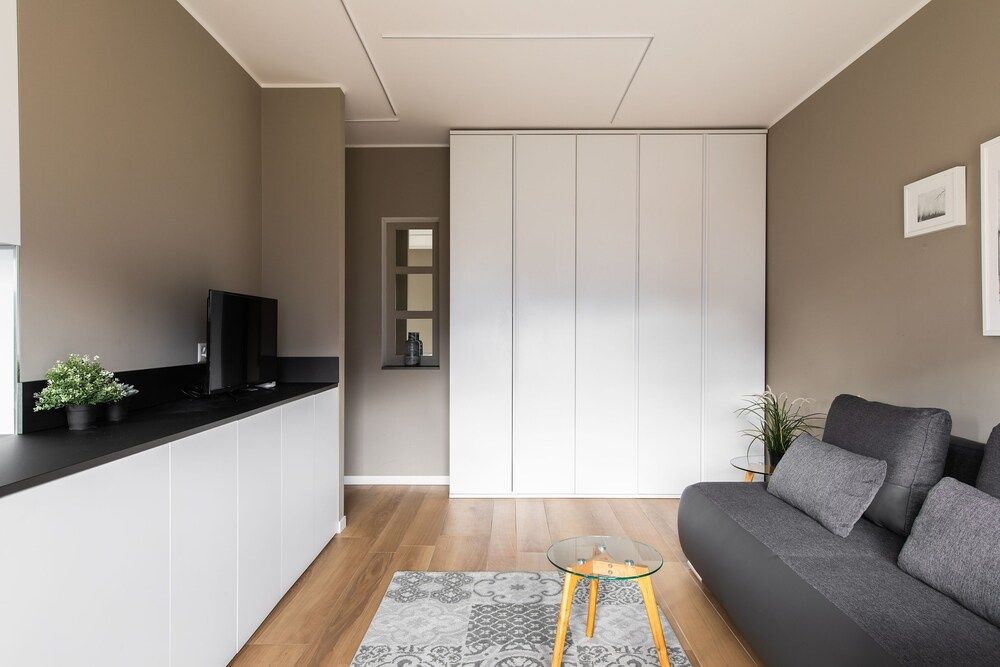 Minerva Apartments MINERVA 403 9