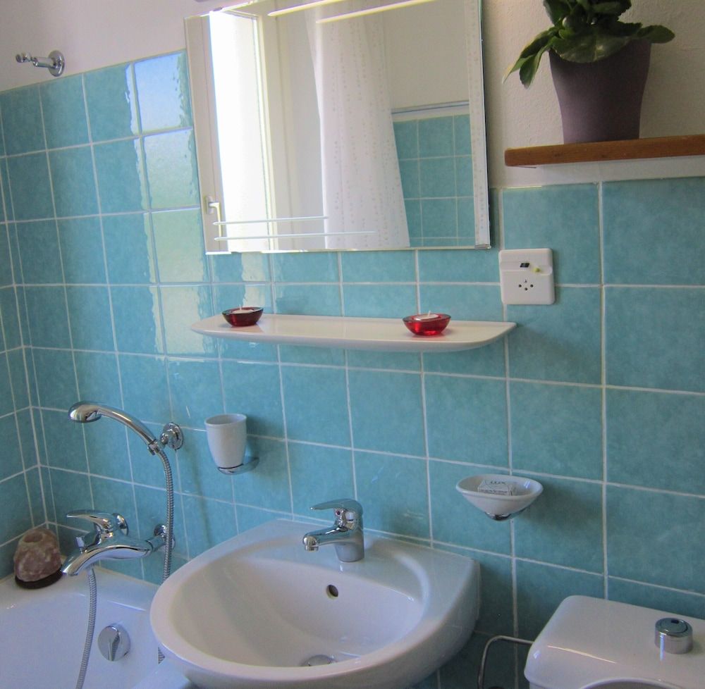 undefined Lake and City Panorama 10