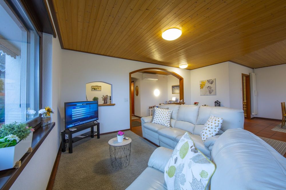 Chiara's Home Family Apartment, 2 Bedrooms, 2 Bathrooms, Mountainside (Chiara's Home) 10