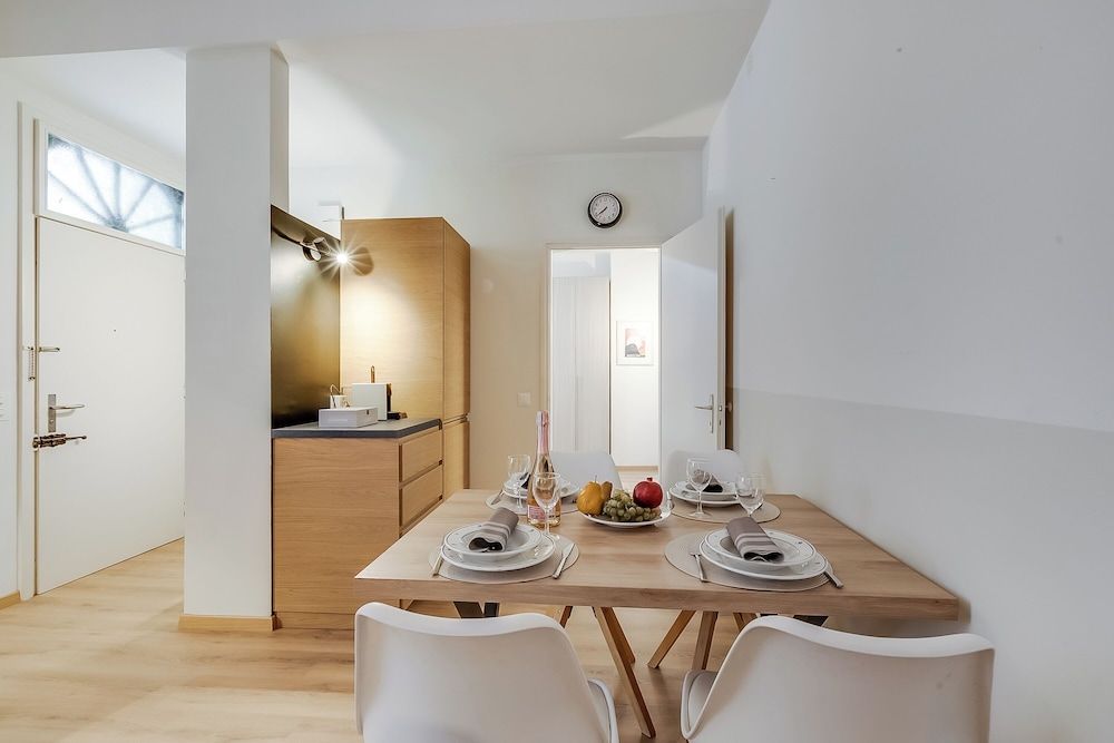 undefined Valentina Home 4