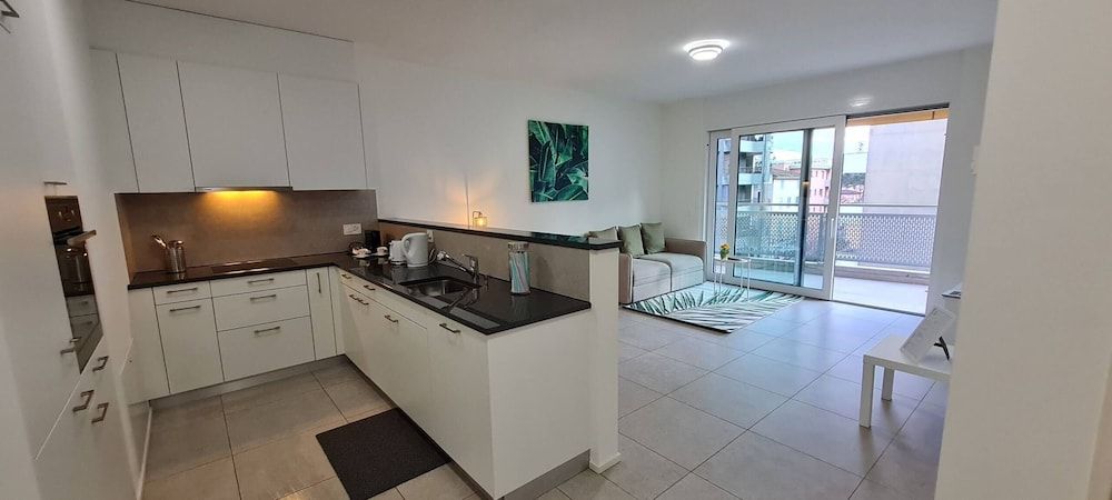 undefined Central Brand New Apartment With Private Parking 6