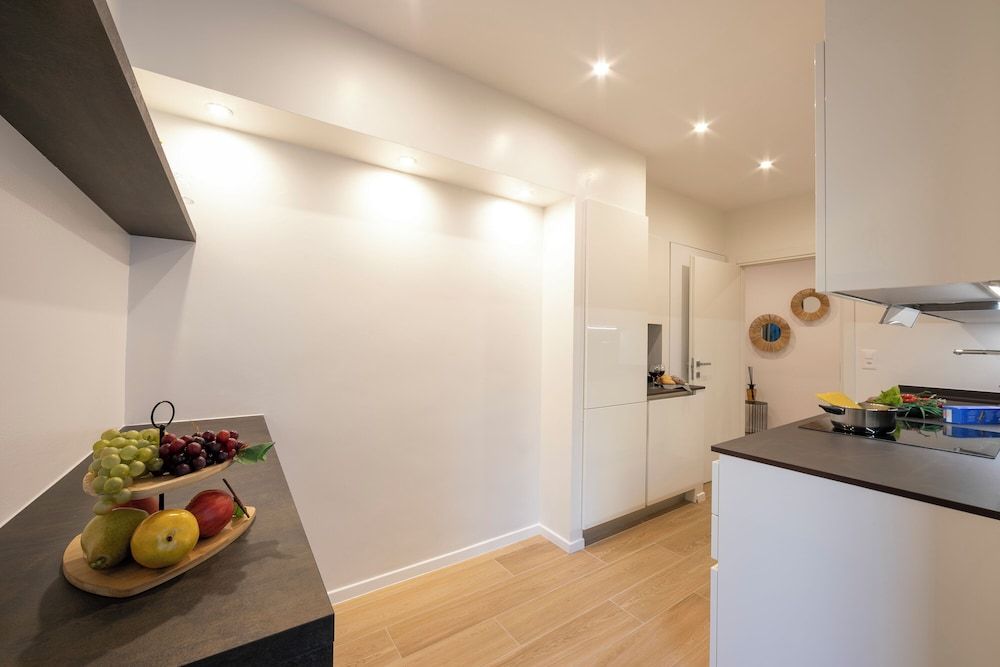 undefined Boutique Apartment 6 8